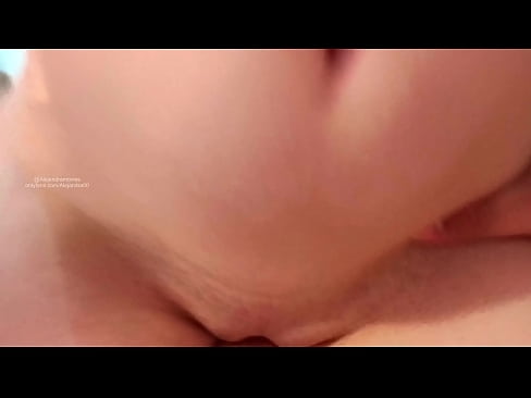 ❤️ Spanie w pokoju mojej siostry i tak się obudziłem ️ Sex video at us ❌️❤