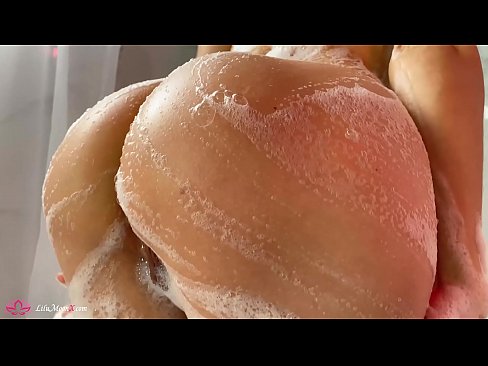 ❤️ Brunetka Masturbuje cipkę wibratorem do intensywnego orgazmu pod prysznicem ️ Sex video at us ❌️❤